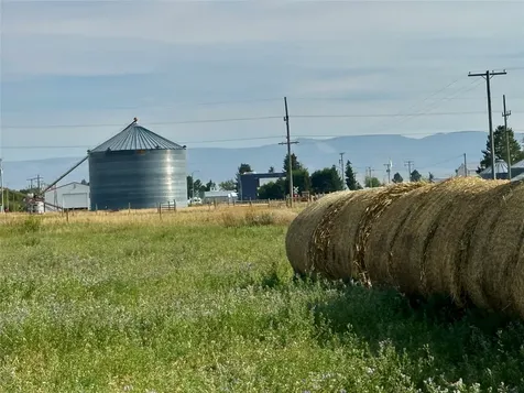 NHN W Fergus Avenue Moore MT 59464