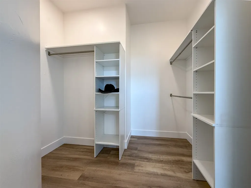 406 2nd Road SW Fairfield MT 59436