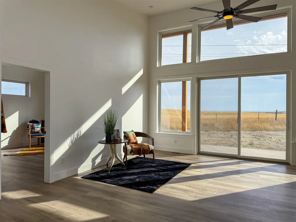 406 2nd Road SW Fairfield MT 59436