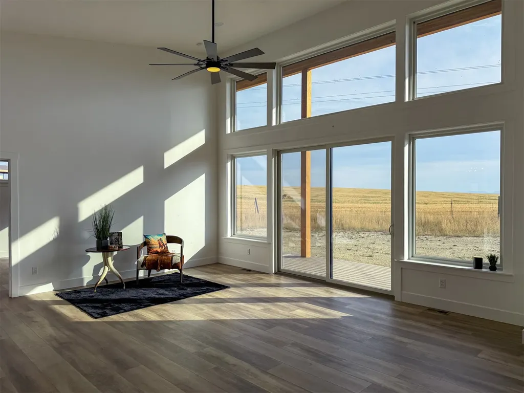 406 2nd Road SW Fairfield MT 59436