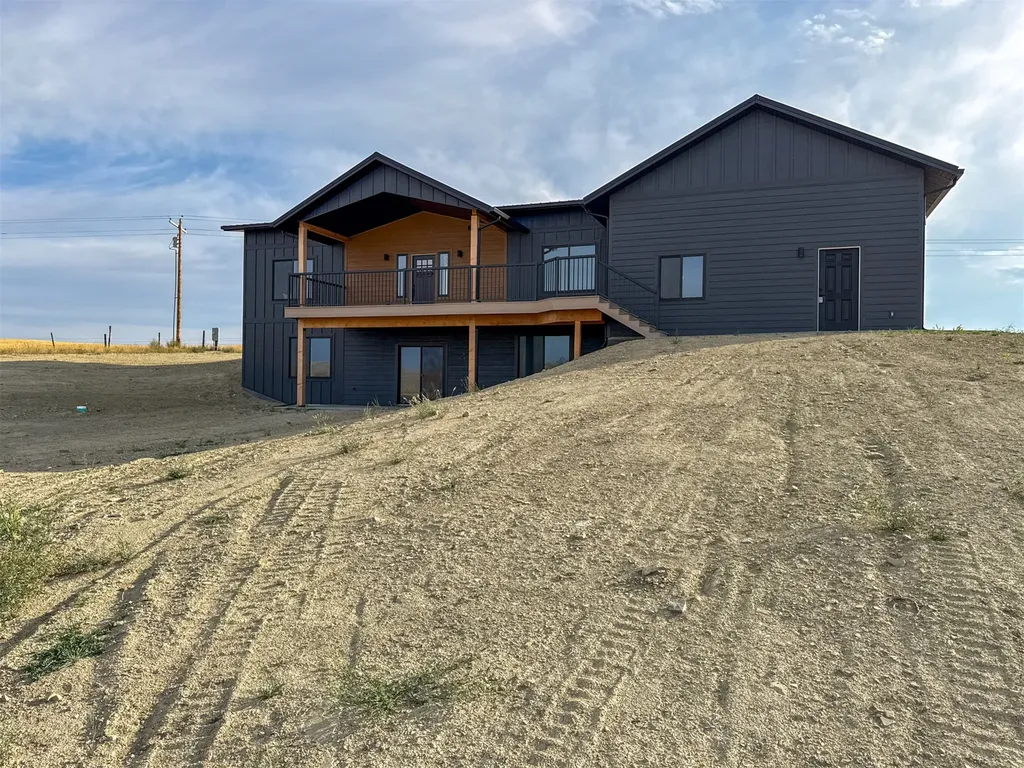 406 2nd Road SW Fairfield MT 59436