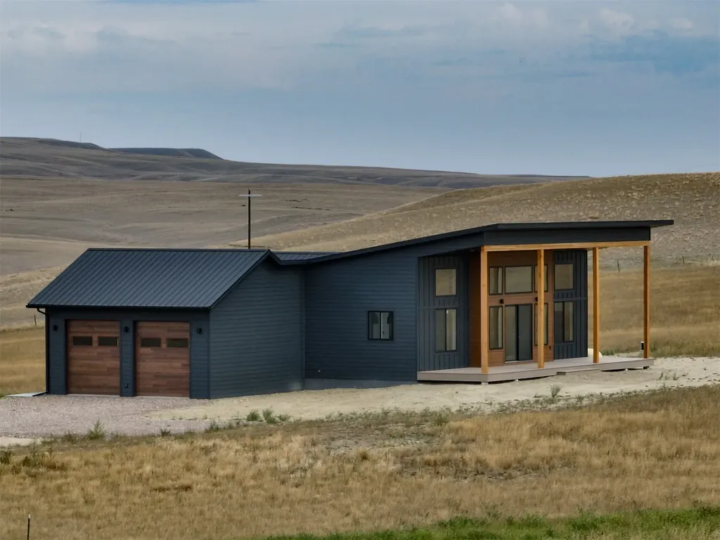 406 2nd Road SW Fairfield MT 59436
