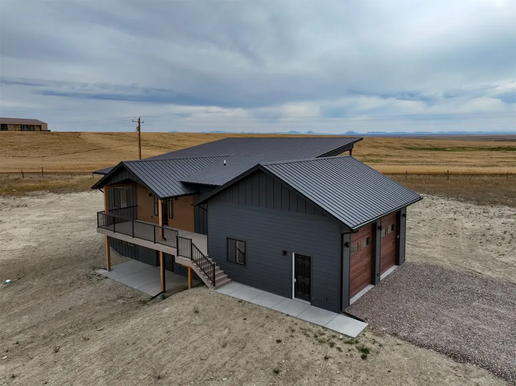 406 2nd Road SW Fairfield MT 59436