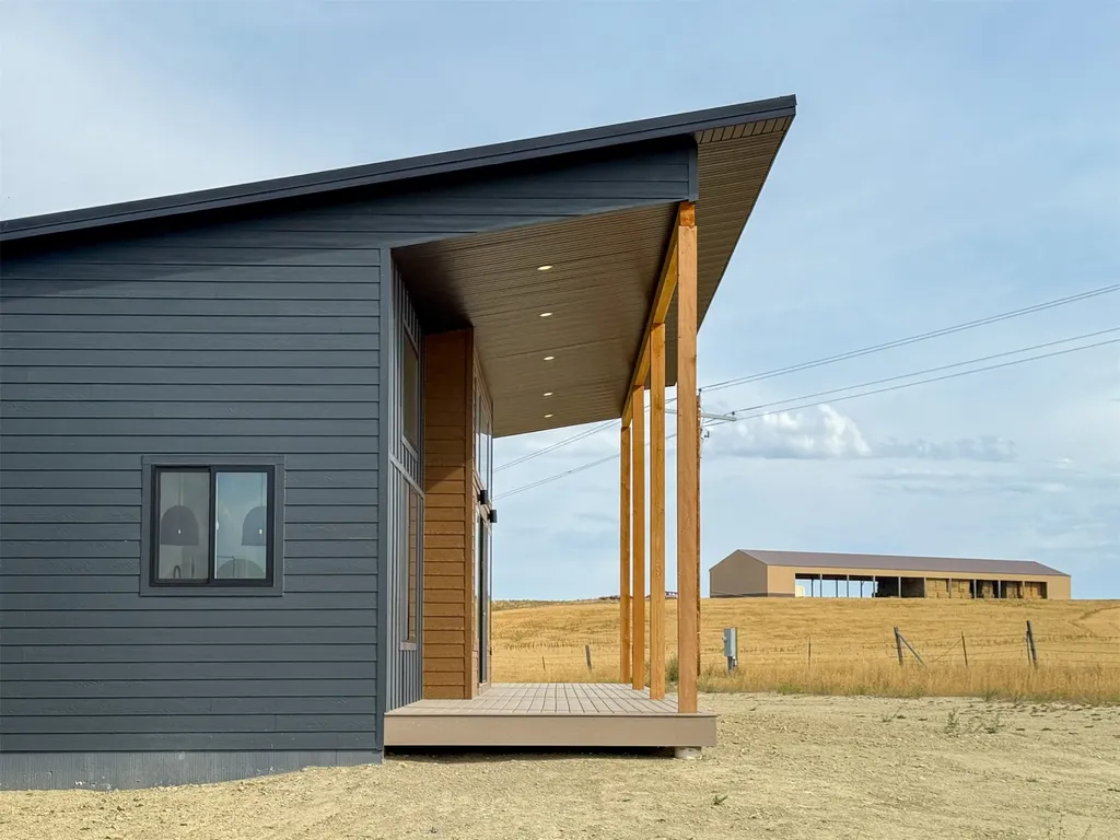 406 2nd Road SW Fairfield MT 59436