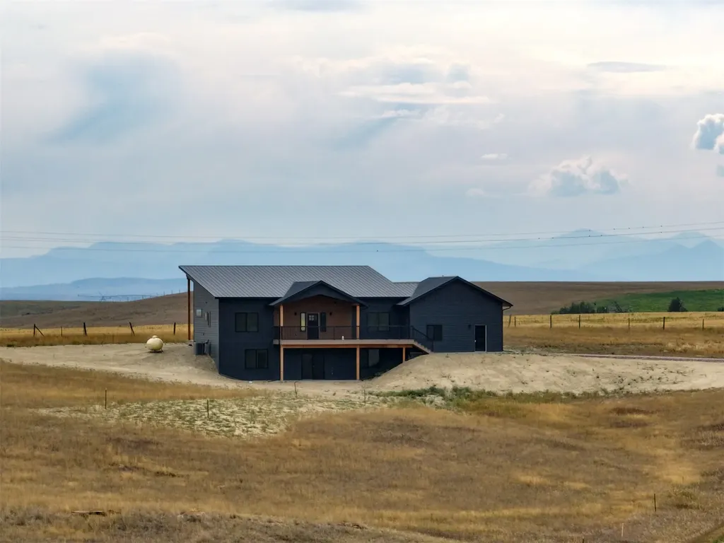 406 2nd Road SW Fairfield MT 59436
