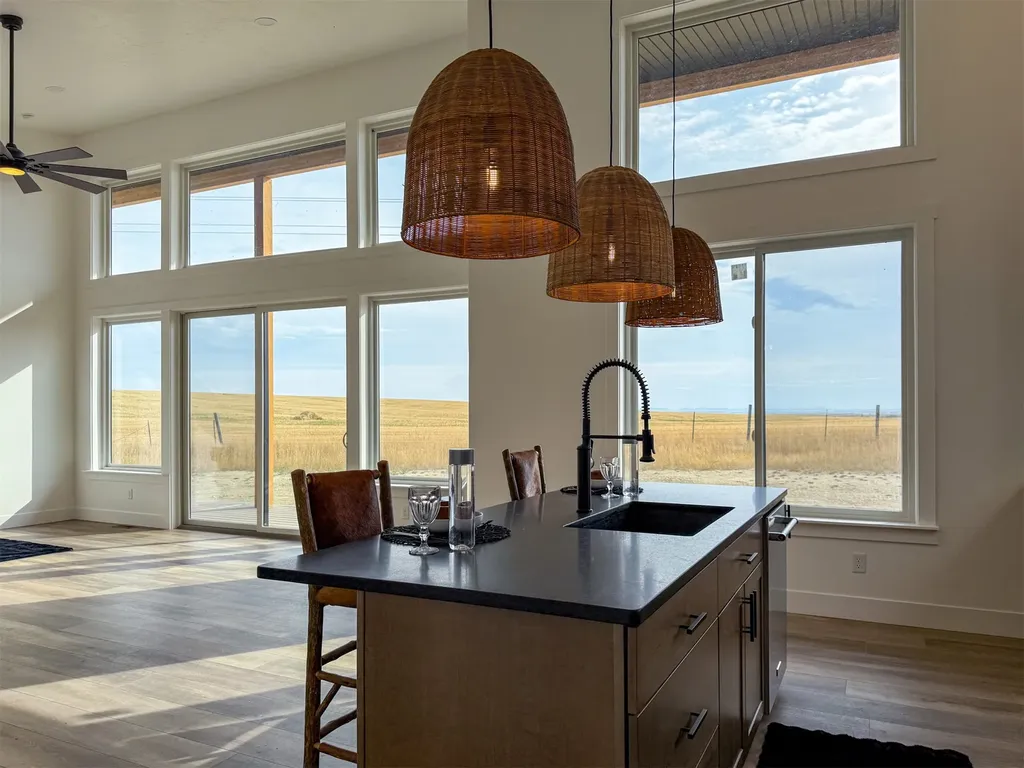 406 2nd Road SW Fairfield MT 59436