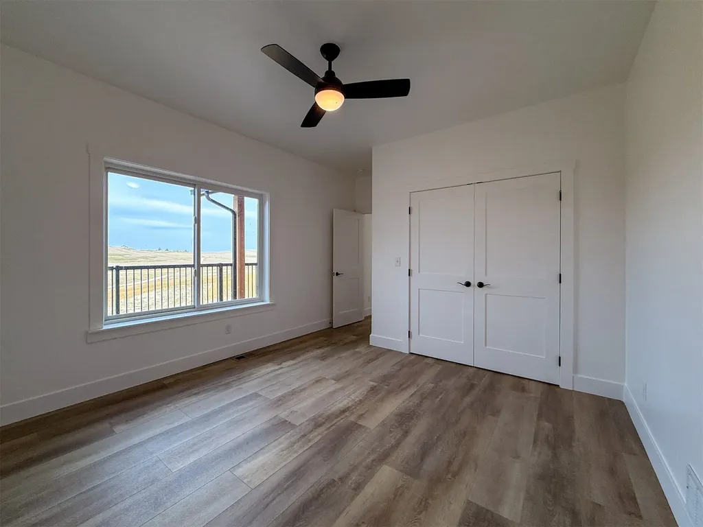406 2nd Road SW Fairfield MT 59436