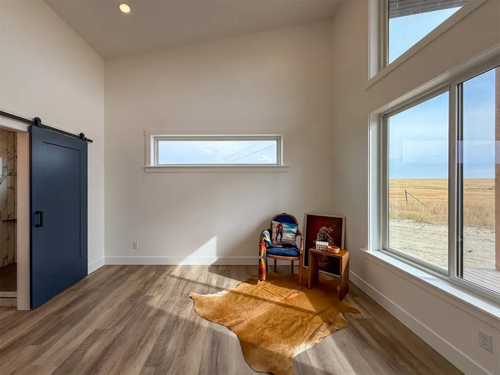 406 2nd Road SW Fairfield MT 59436