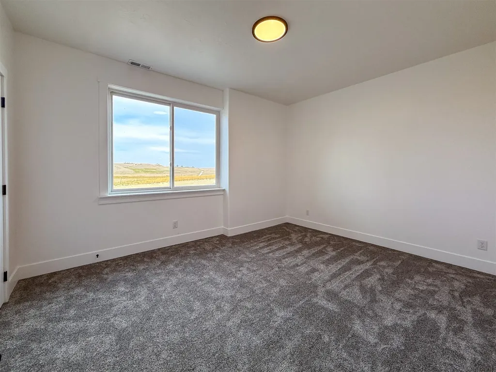 406 2nd Road SW Fairfield MT 59436