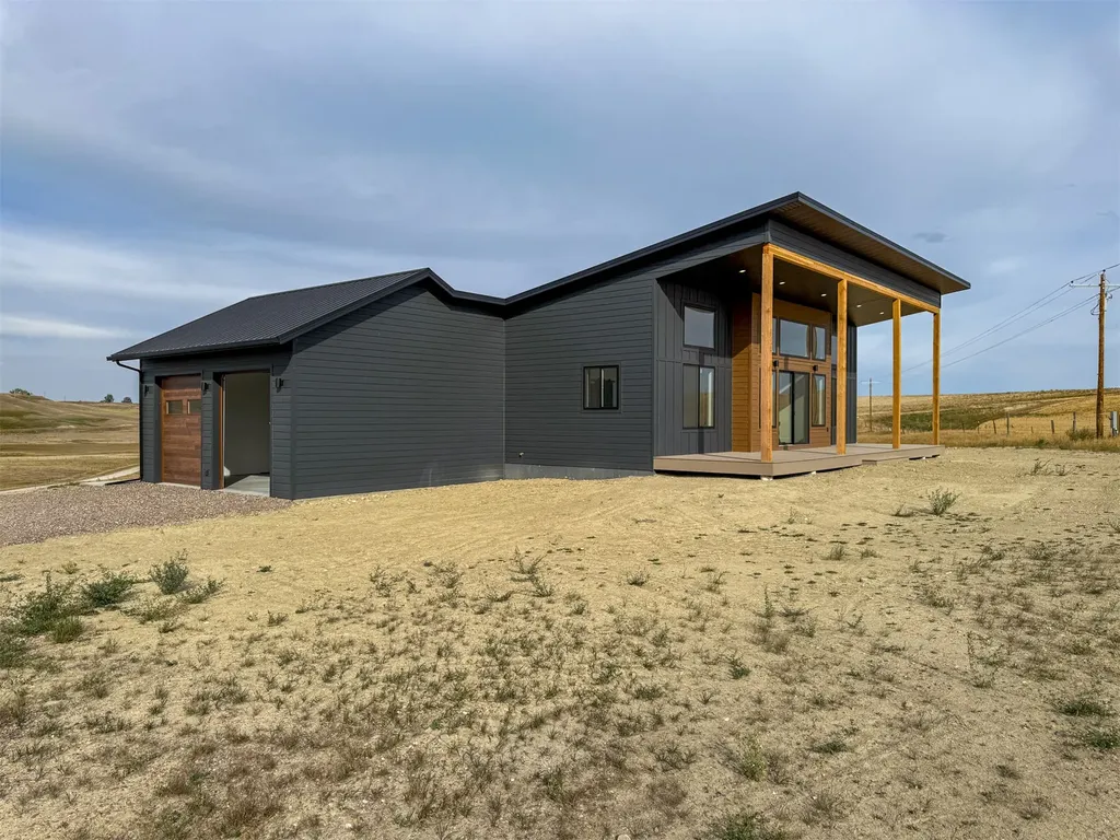 406 2nd Road SW Fairfield MT 59436