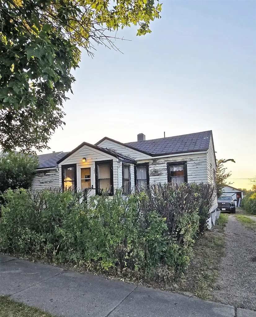 22 7th Avenue SE Cut Bank MT 59427