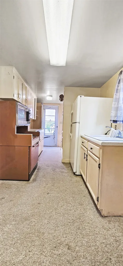 22 7th Avenue SE Cut Bank MT 59427