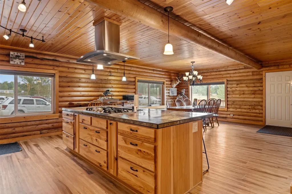 649 Grantsdale Road Hamilton MT 59840
