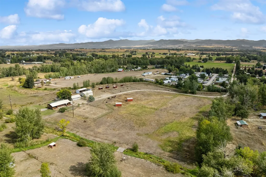 649 Grantsdale Road Hamilton MT 59840