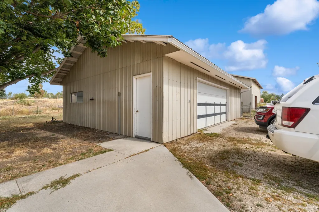 649 Grantsdale Road Hamilton MT 59840