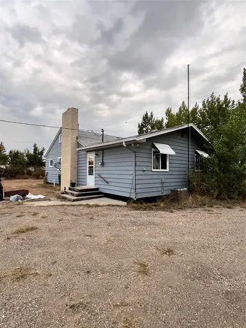 215 and 213 4TH Avenue NW Kevin MT 59454