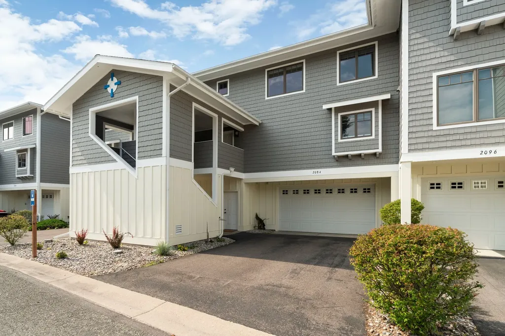 2084 Marina Court Bigfork MT 59911