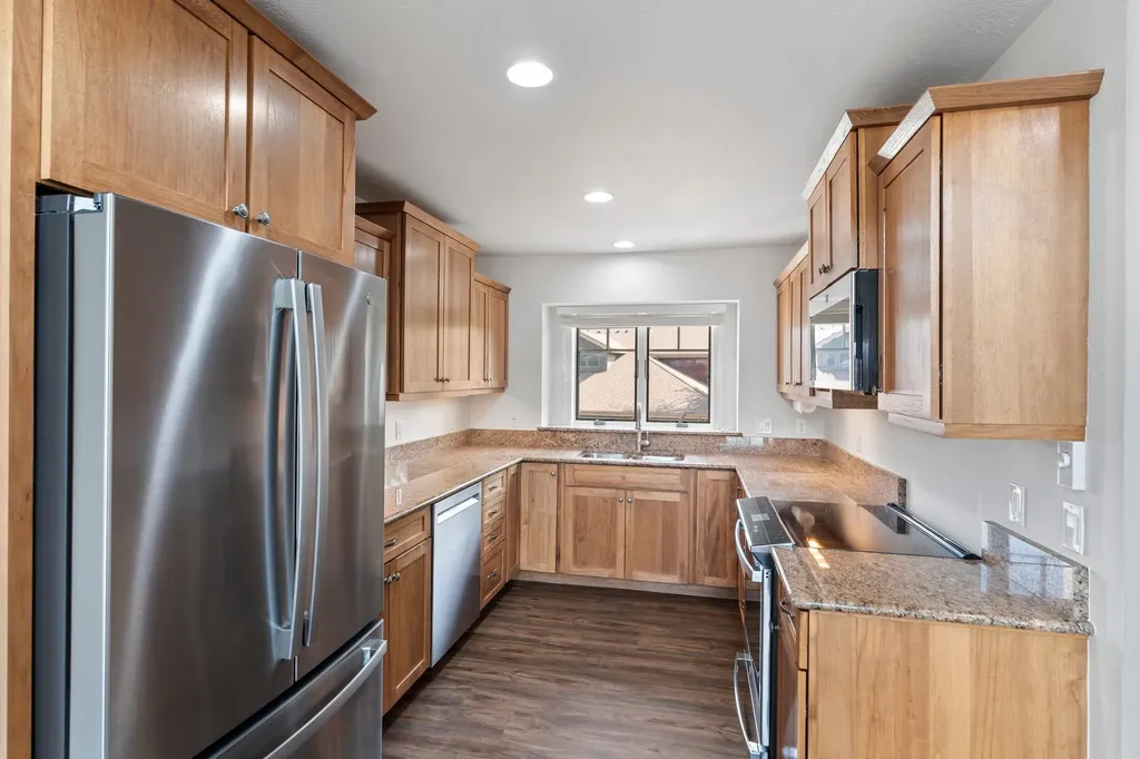 2084 Marina Court Bigfork MT 59911