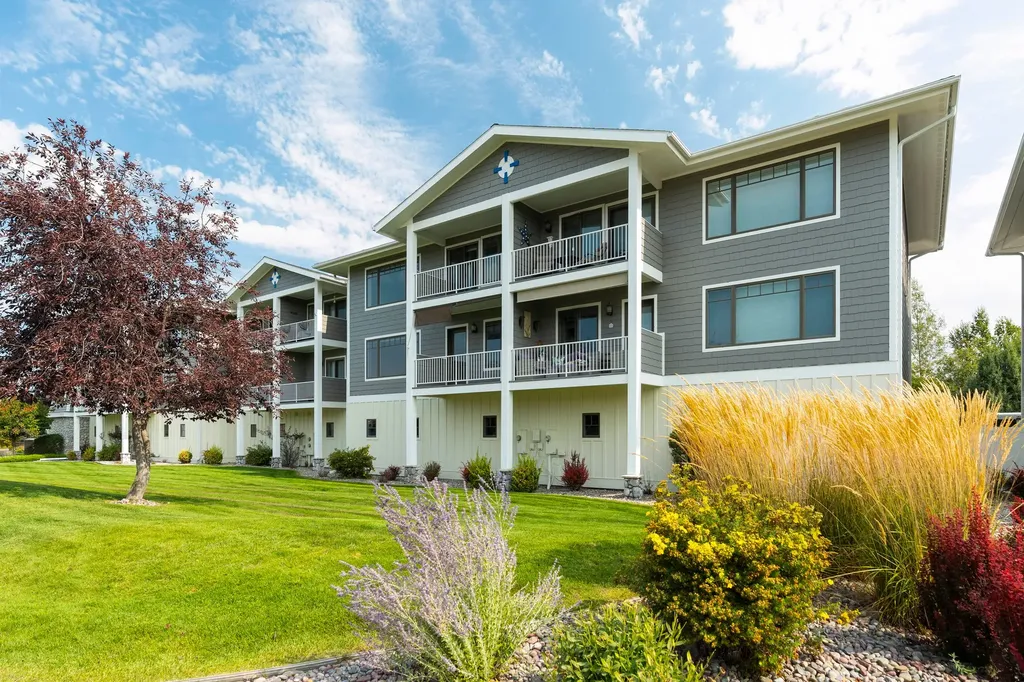 2084 Marina Court Bigfork MT 59911