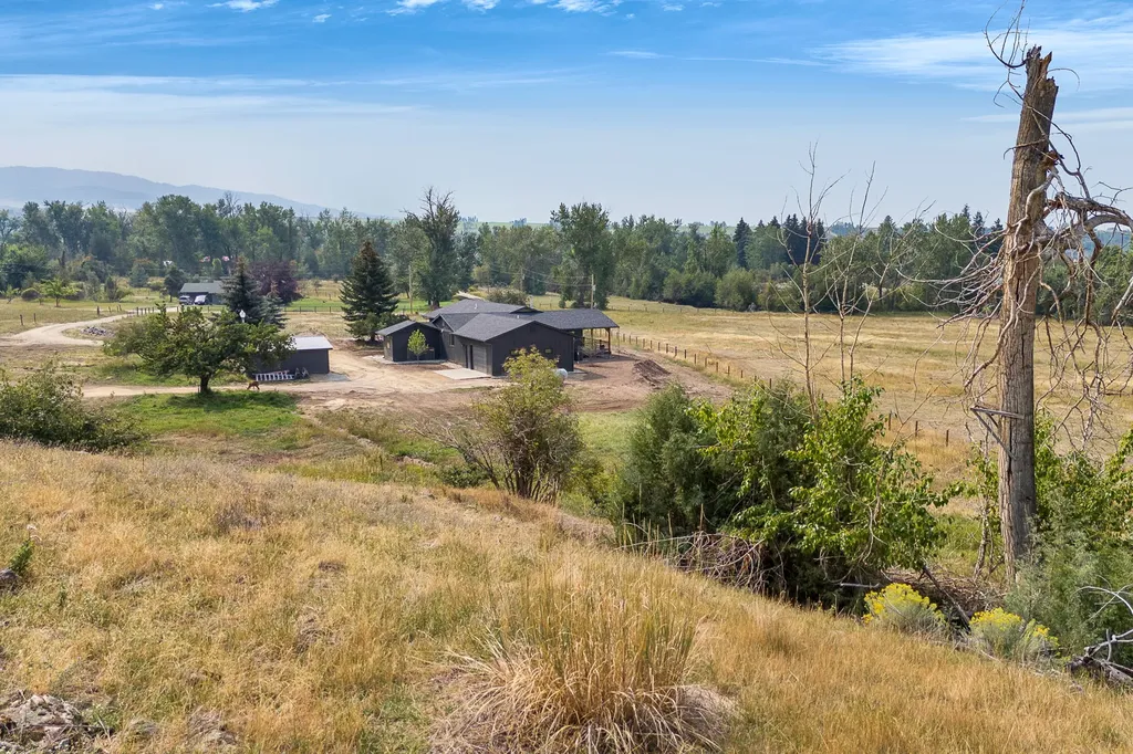3181 Quiet Place Stevensville MT 59870