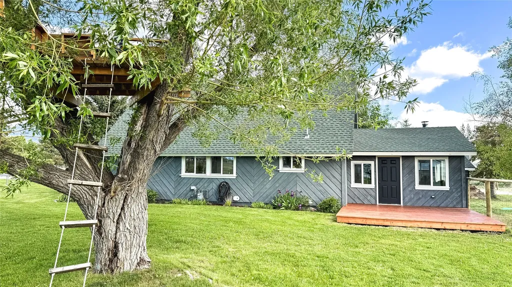 205 Mountain View Drive Victor MT 59875