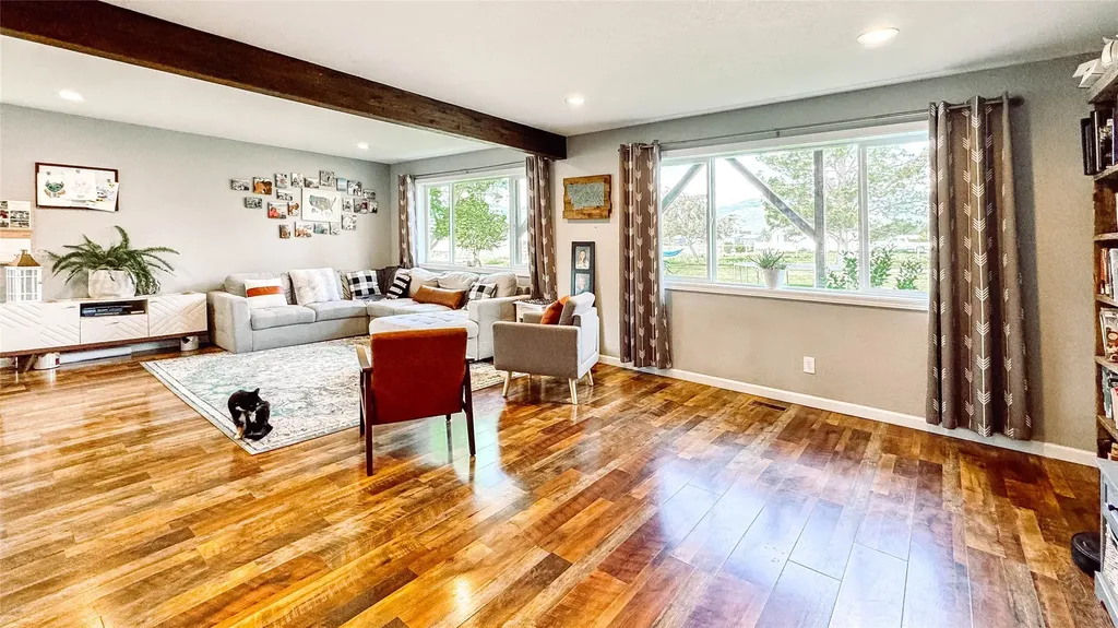 205 Mountain View Drive Victor MT 59875