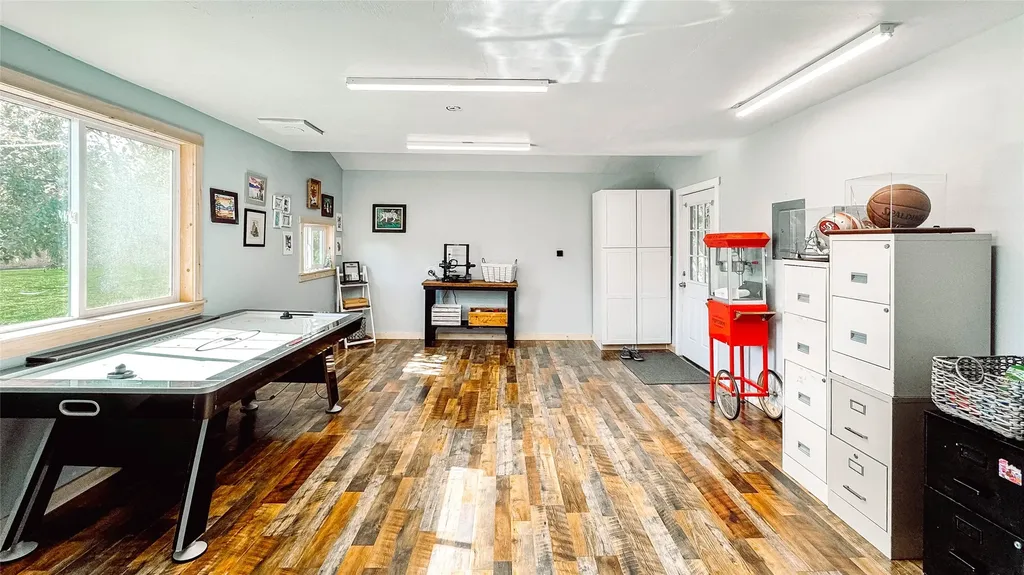 205 Mountain View Drive Victor MT 59875
