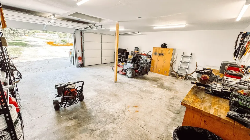 205 Mountain View Drive Victor MT 59875