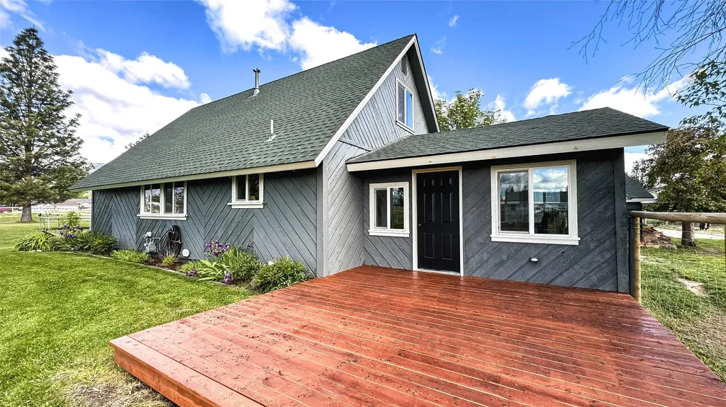 205 Mountain View Drive Victor MT 59875
