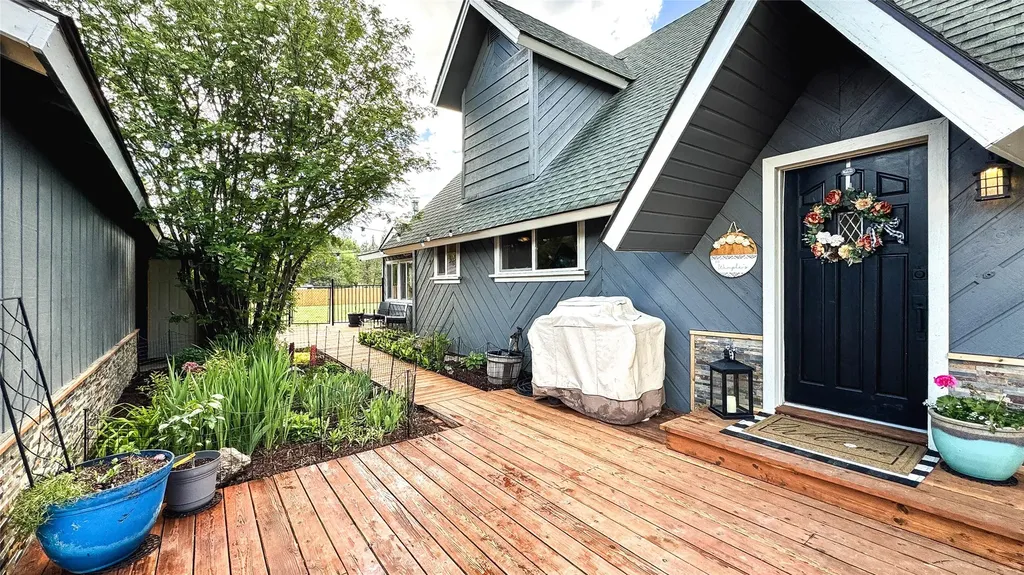 205 Mountain View Drive Victor MT 59875