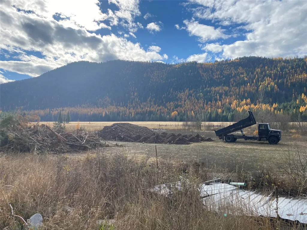2398 Pine Creek Road Yaak MT 59935