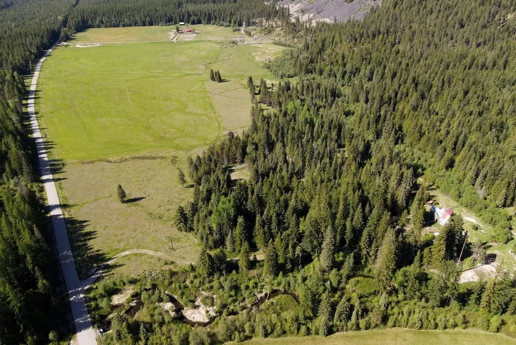 2398 Pine Creek Road Yaak MT 59935