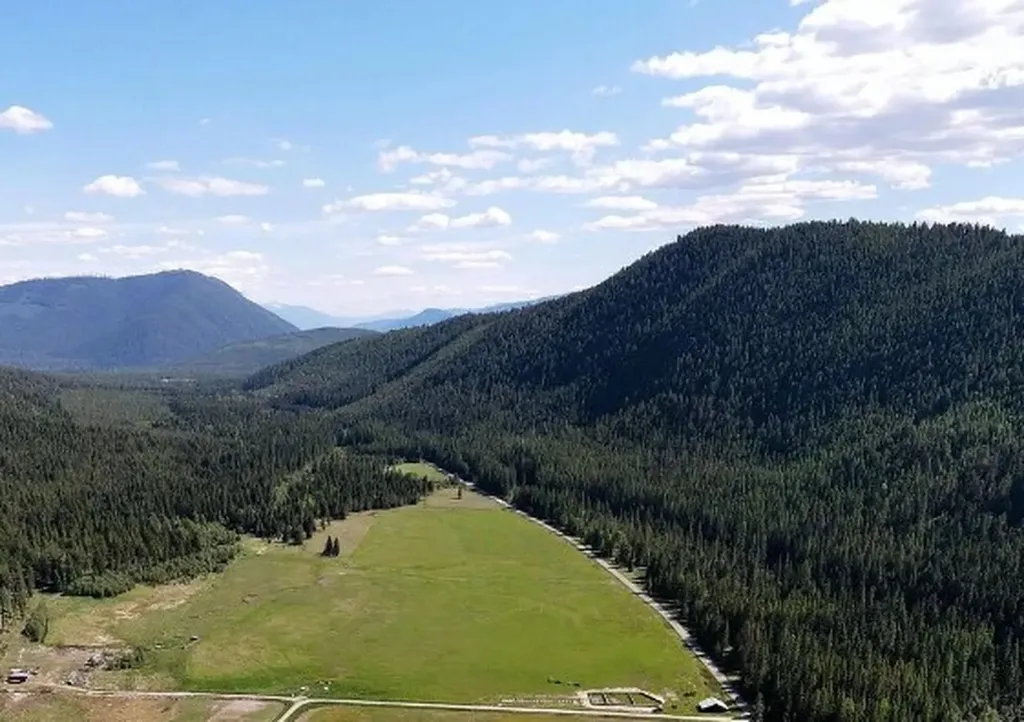 2398 Pine Creek Road Yaak MT 59935