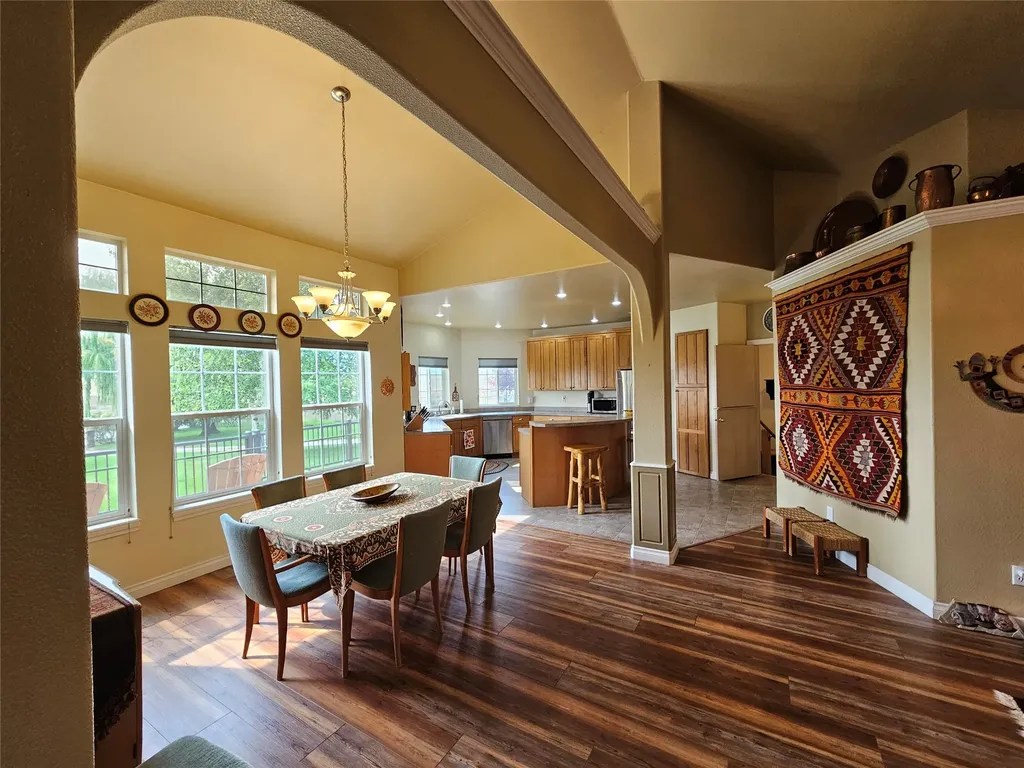 486 Ryans Way Corvallis MT 59828