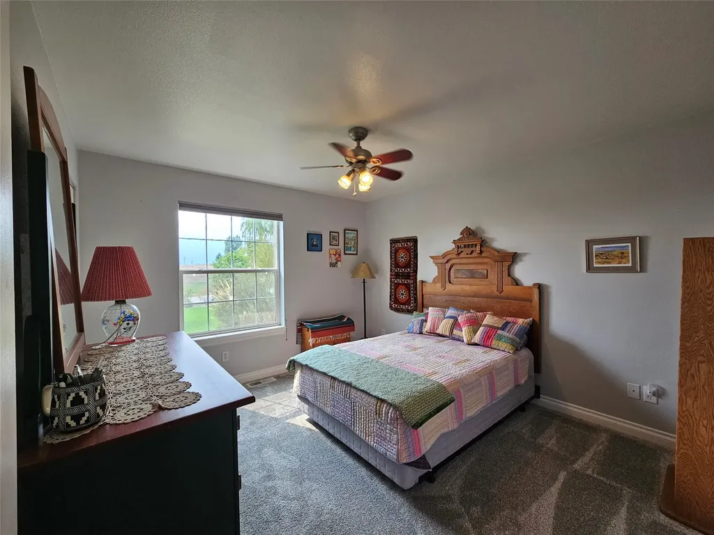 486 Ryans Way Corvallis MT 59828