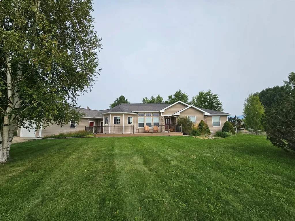 486 Ryans Way Corvallis MT 59828
