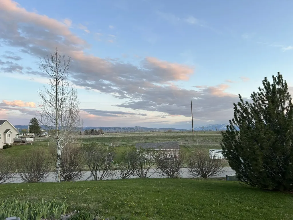 486 Ryans Way Corvallis MT 59828