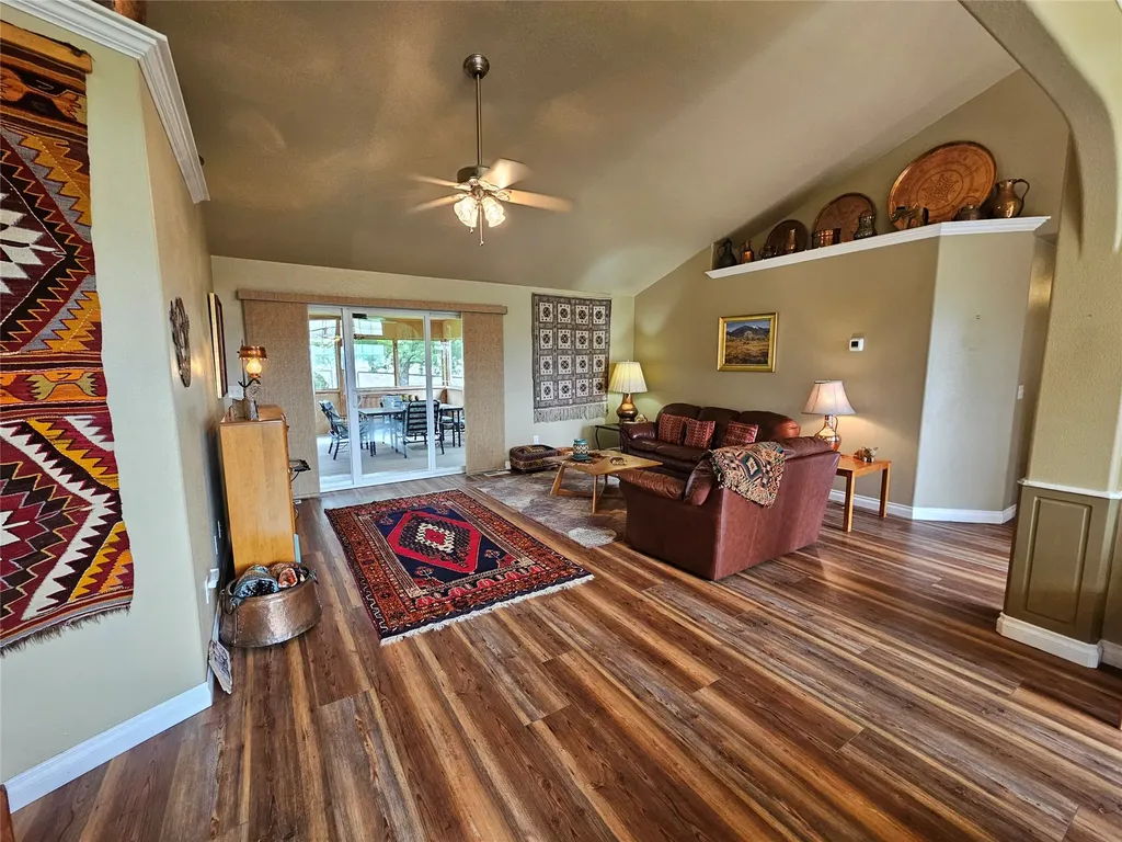 486 Ryans Way Corvallis MT 59828