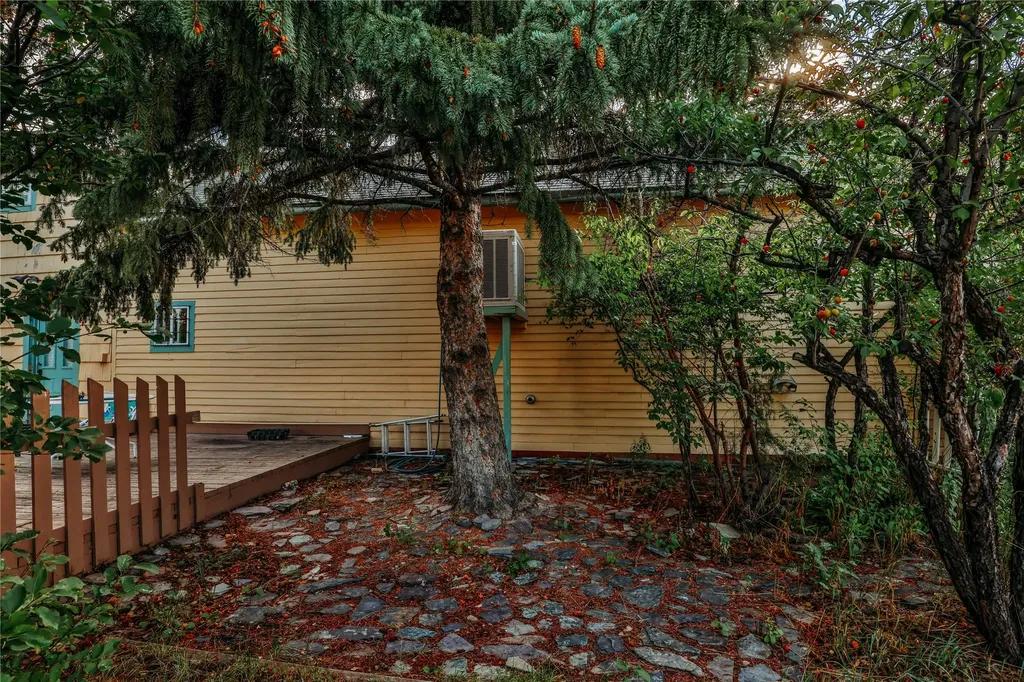 8703 Lincoln Road W Canyon Creek MT 59633