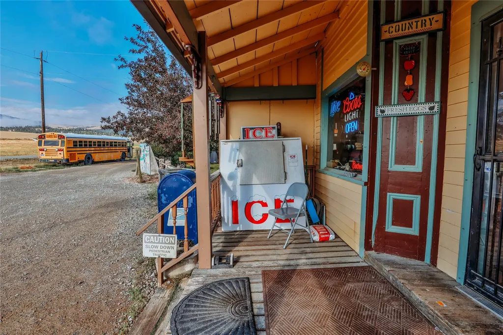 8703 Lincoln Road W Canyon Creek MT 59633