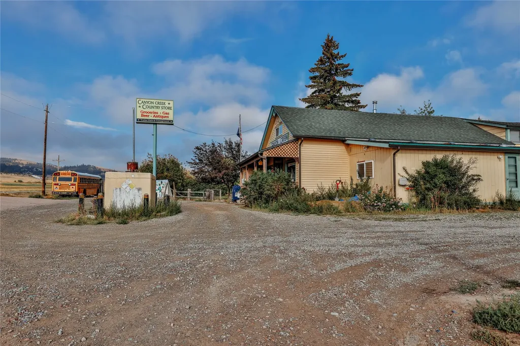 8703 Lincoln Road W Canyon Creek MT 59633
