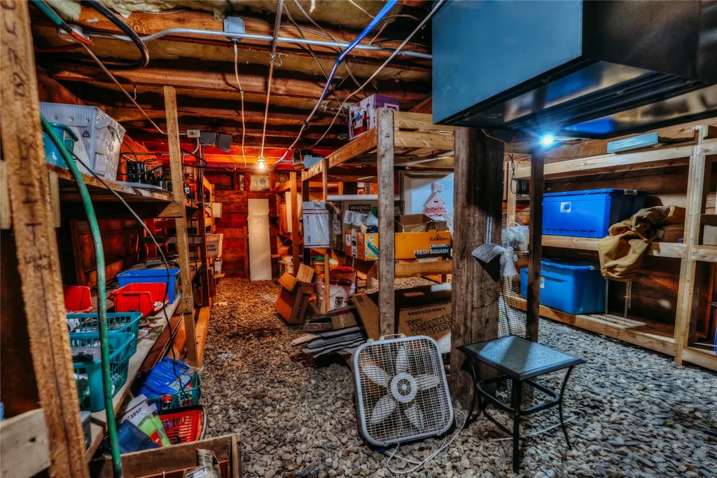 8703 Lincoln Road W Canyon Creek MT 59633