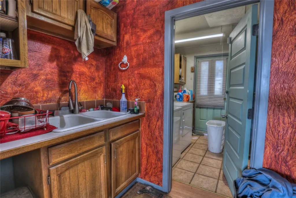 8703 Lincoln Road W Canyon Creek MT 59633