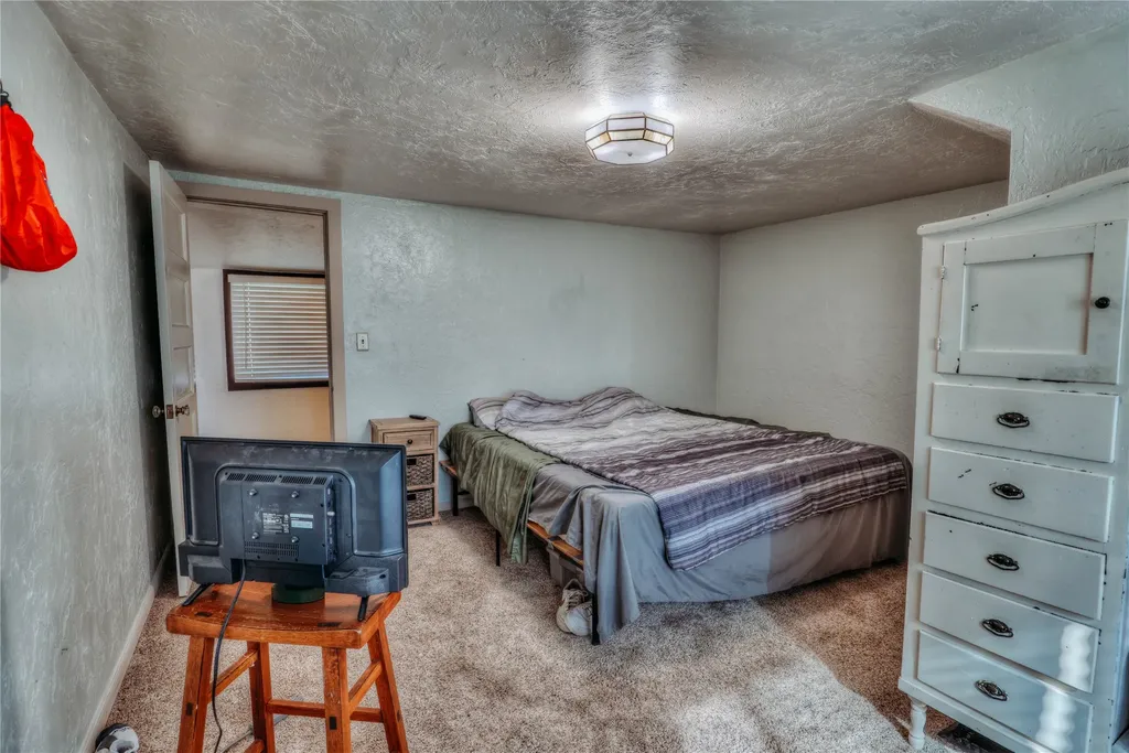 8703 Lincoln Road W Canyon Creek MT 59633