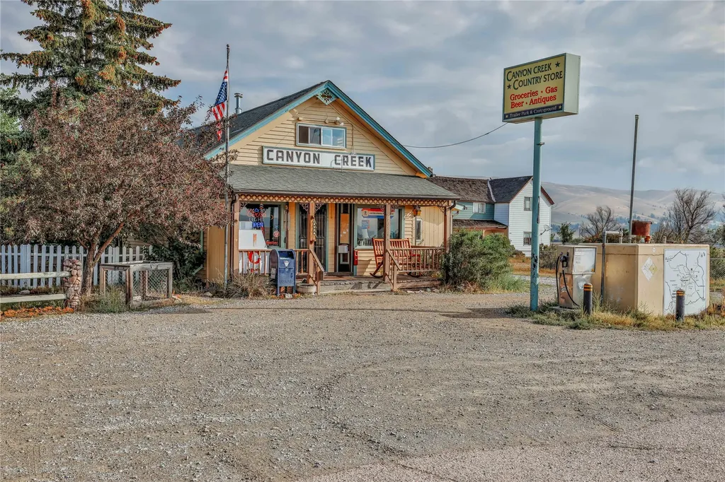 8703 Lincoln Road W Canyon Creek MT 59633