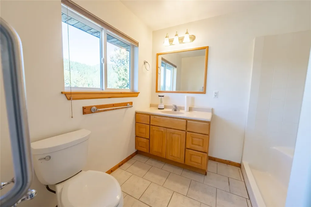 1268 Hunts Mill Road Troy MT 59935