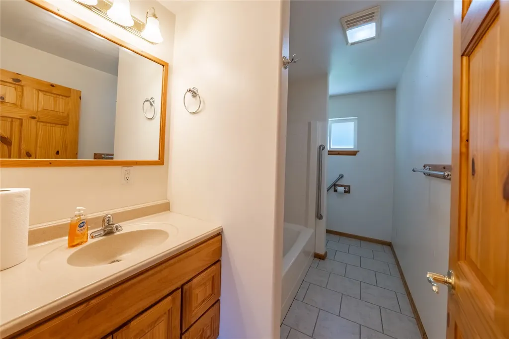 1268 Hunts Mill Road Troy MT 59935