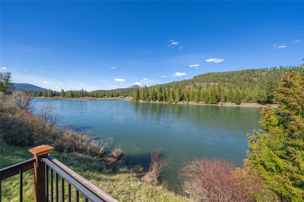 1268 Hunts Mill Road Troy MT 59935