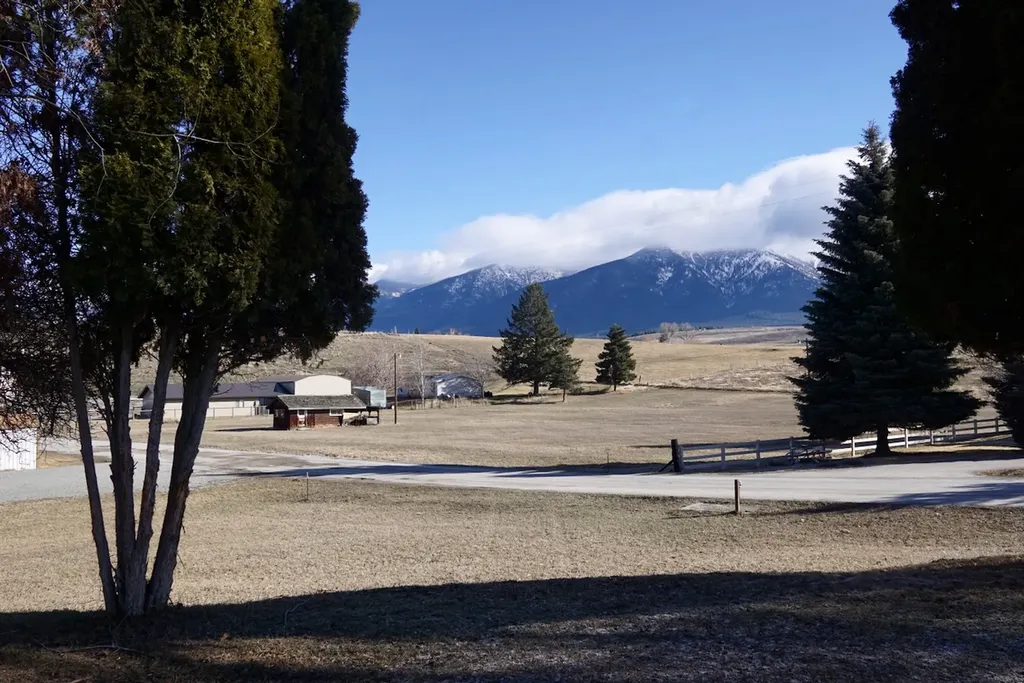 575 9th Street Eureka MT 59917