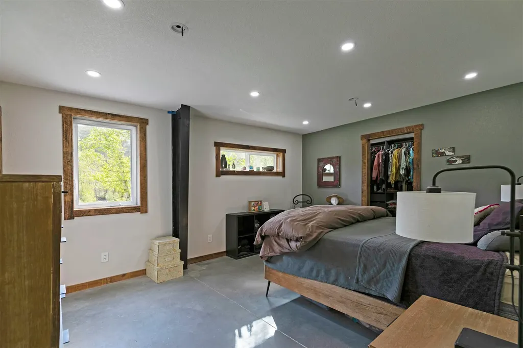 125 & 139 Hannon Lane Darby MT 59829